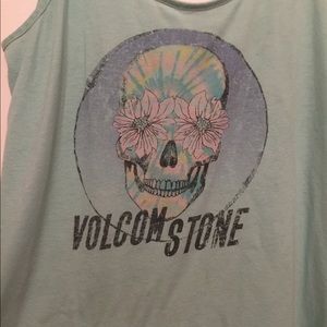 Well used comfy Volcom tank